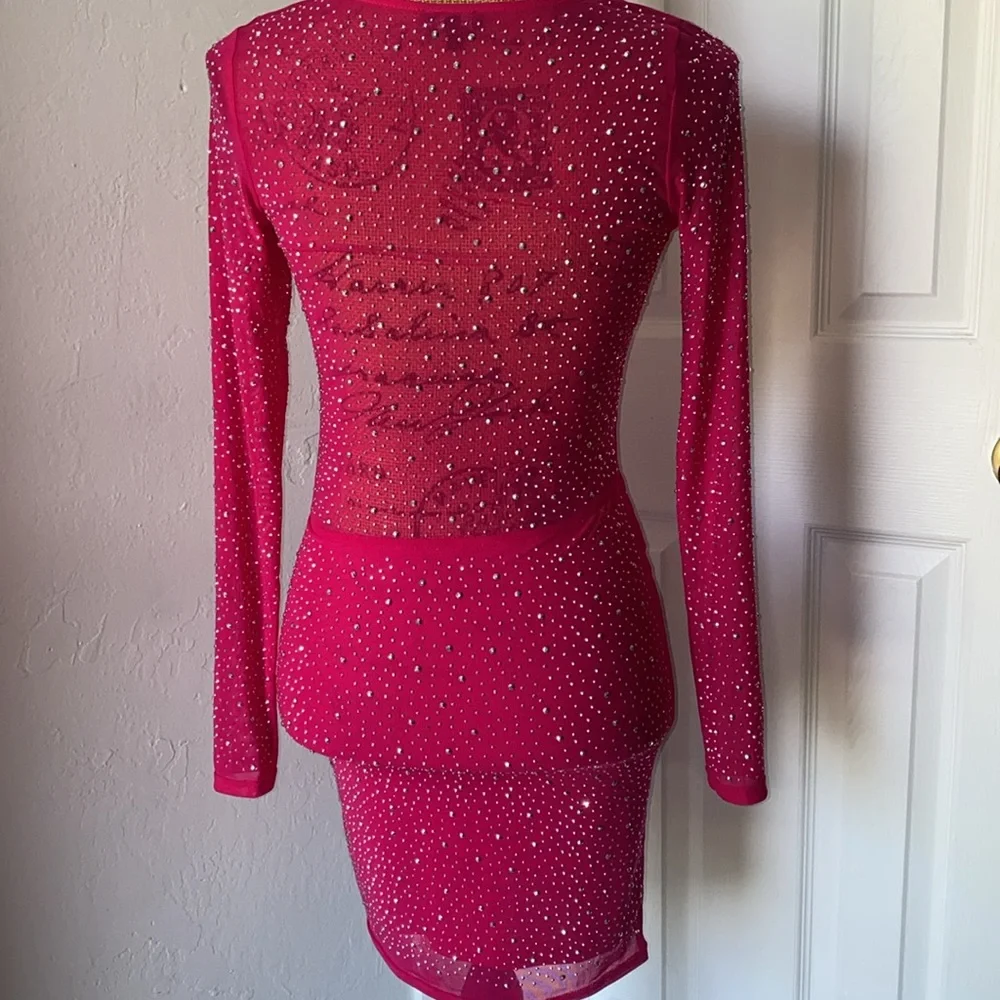Medium dress - Picture 4 of 7